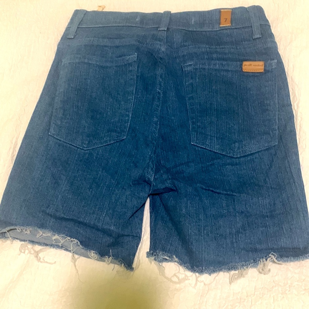 Jean short - Picture 2 of 5